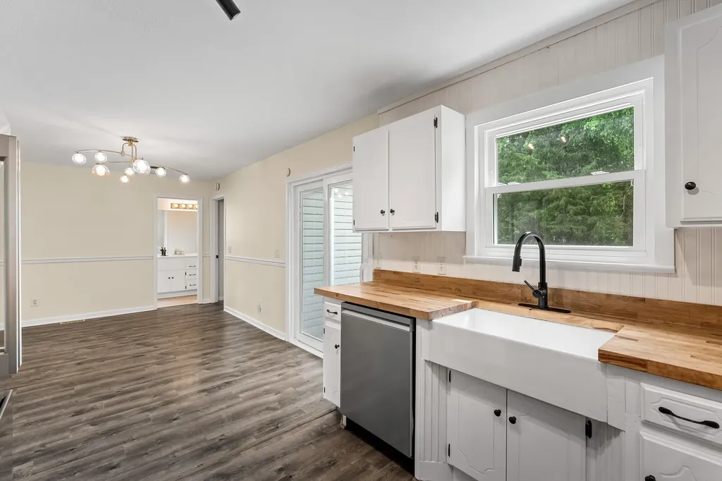 805 Childers Court La Vergne TN 37086