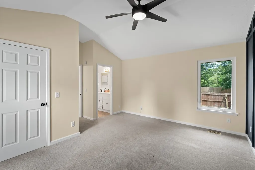 805 Childers Court La Vergne TN 37086
