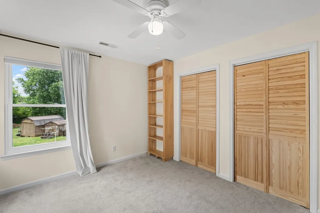 805 Childers Court La Vergne TN 37086