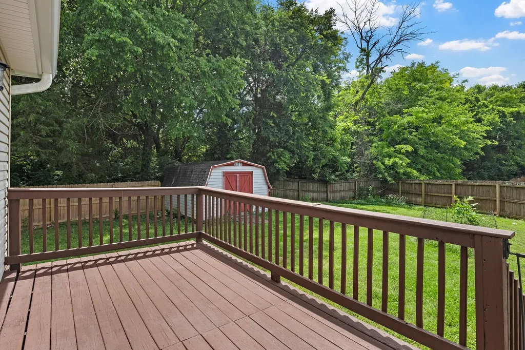 805 Childers Court La Vergne TN 37086