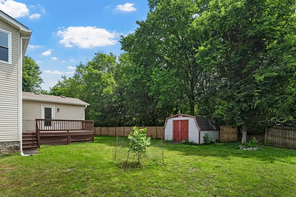805 Childers Court La Vergne TN 37086