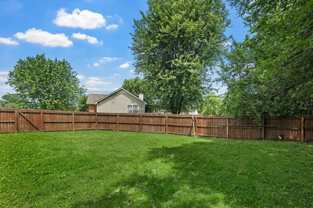 805 Childers Court La Vergne TN 37086