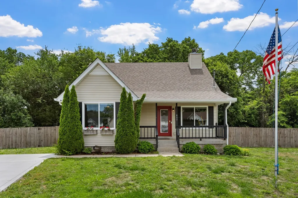 805 Childers Court La Vergne TN 37086