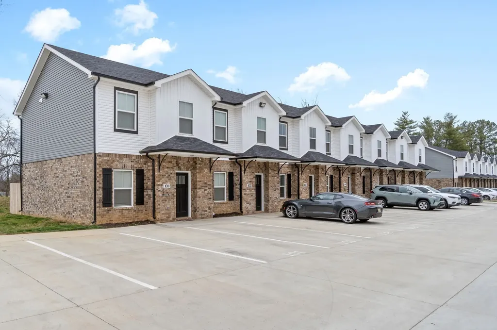 1625 Golf Club Lane Clarksville TN 37043