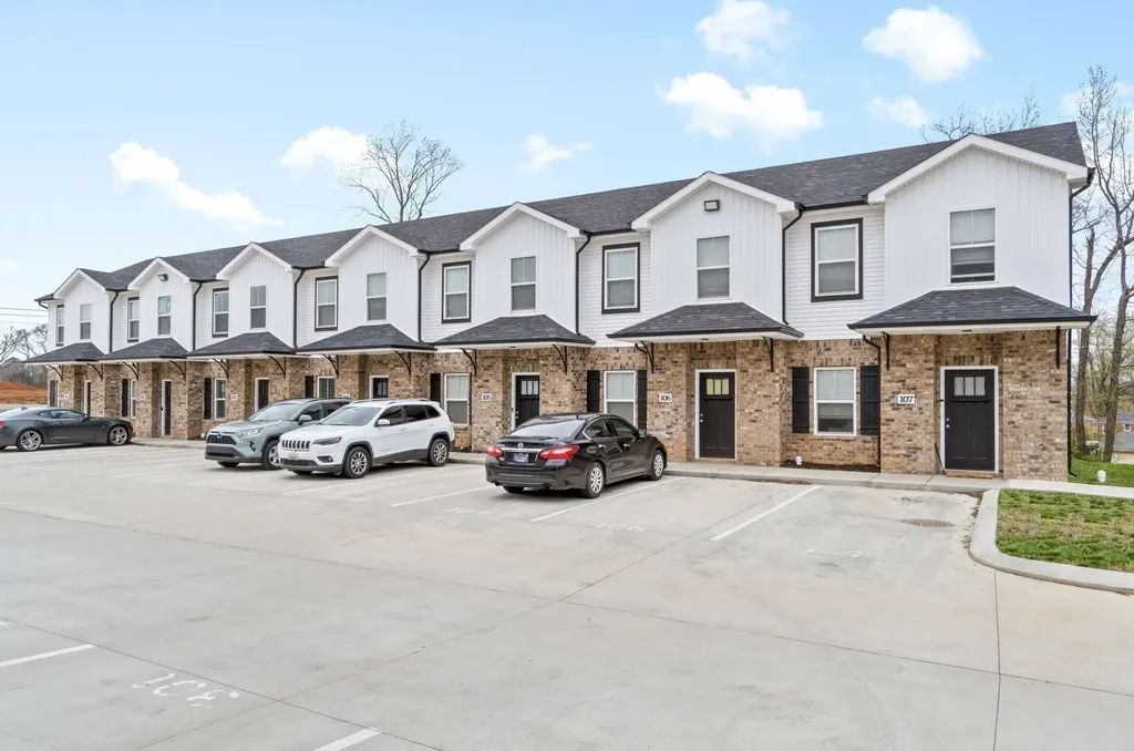 1625 Golf Club Lane Clarksville TN 37043