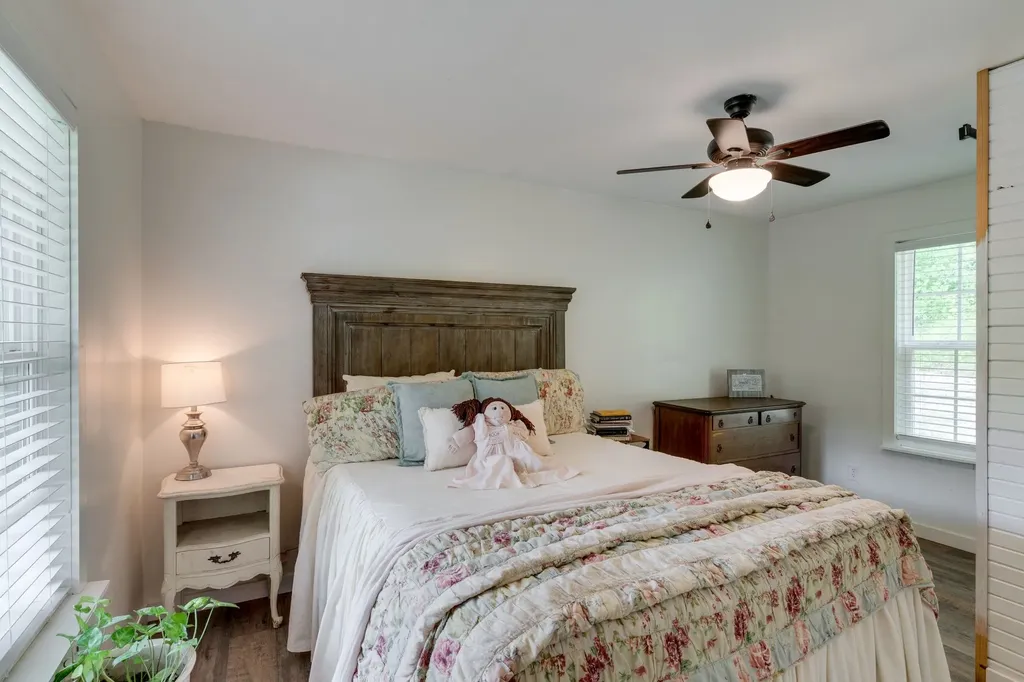 549 Hix Hollow Road Gainesboro TN 38562