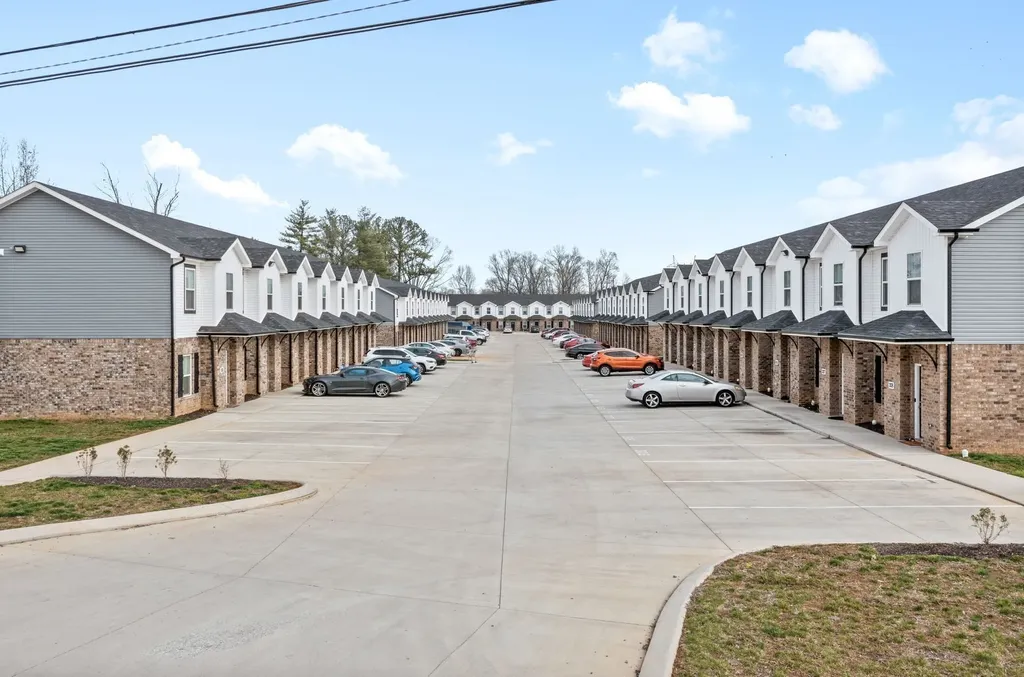 1625 Golf Club Lane Clarksville TN 37043