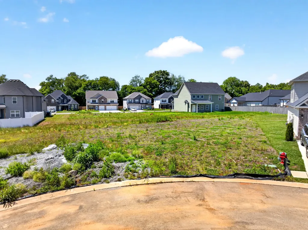 135 Sweet Clover Court Clarksville TN 37040
