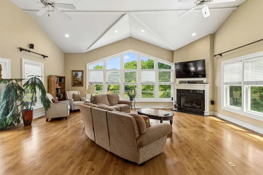 518 Franklin Road Franklin TN 37069