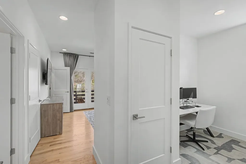 206 Ben Allen Road Nashville TN 37207