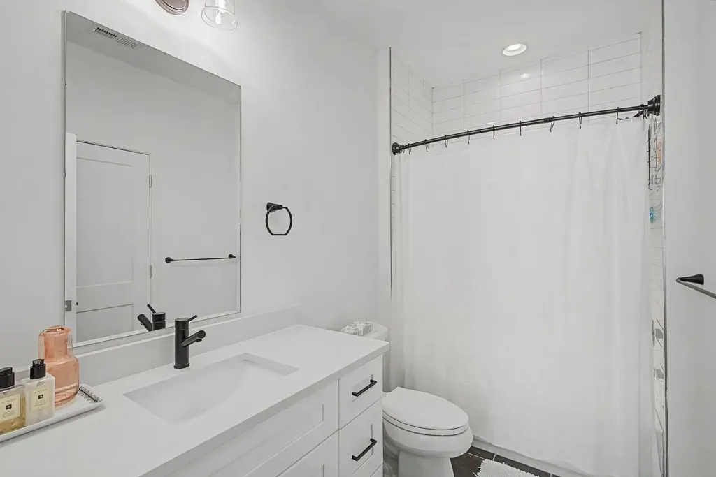 206 Ben Allen Road Nashville TN 37207