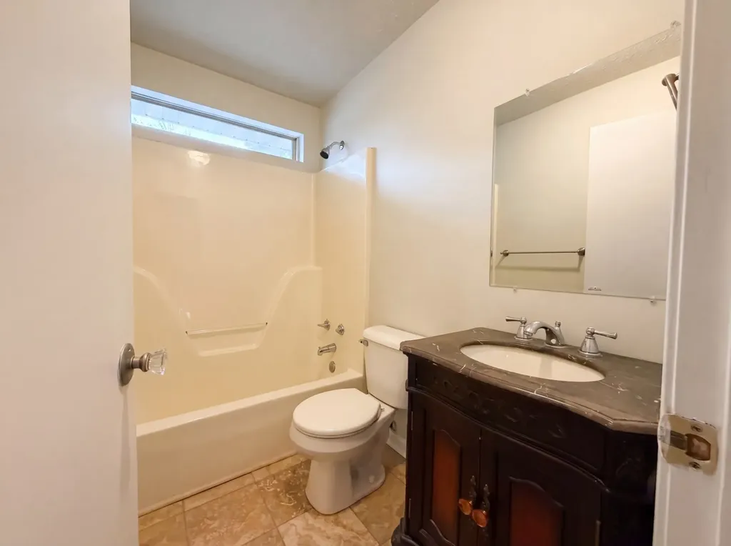4046 Farmingham Woods Drive Hermitage TN 37076