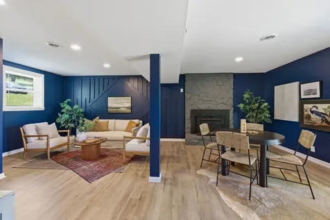 4056 Kings Lane Nashville TN 37218
