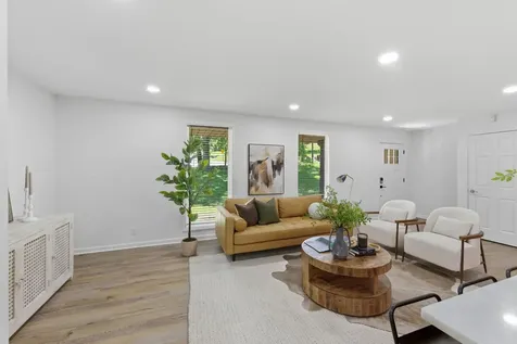 4056 Kings Lane Nashville TN 37218