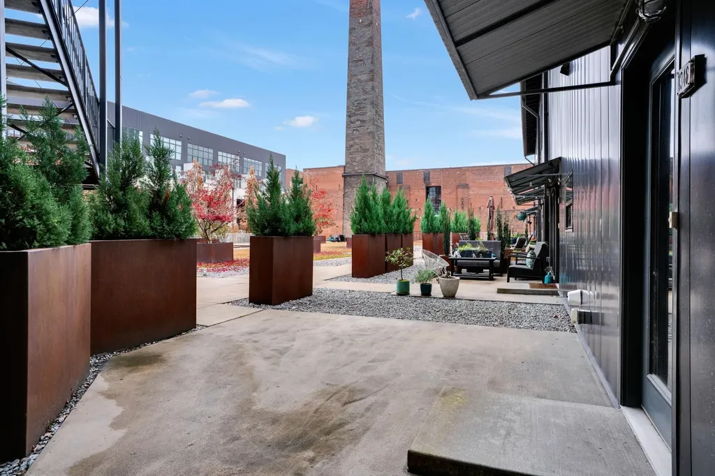 1348 Rosa L Parks Boulevard Nashville TN 37208
