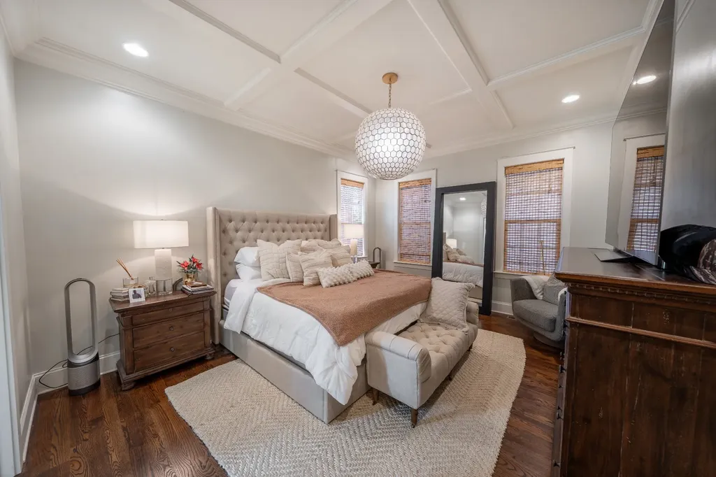 1915A Overhill Drive Nashville TN 37215