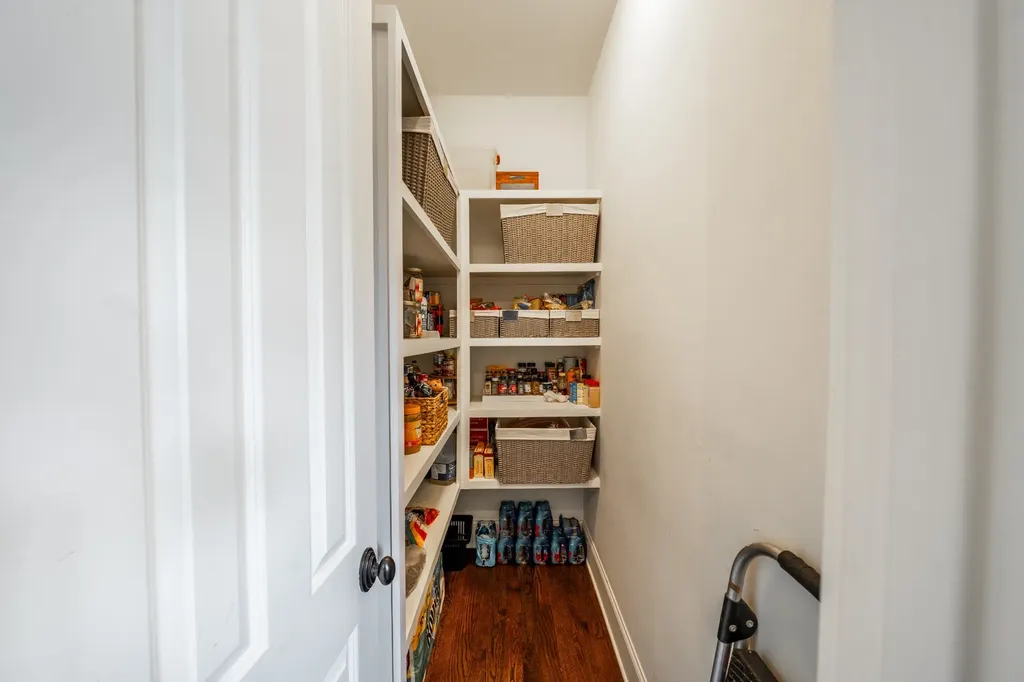 1915A Overhill Drive Nashville TN 37215