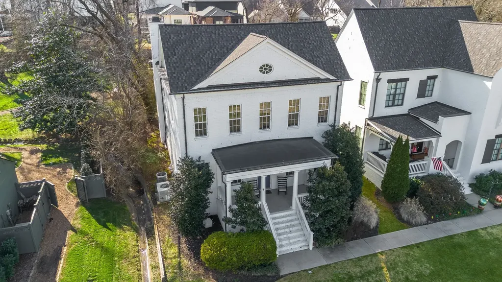 1915A Overhill Drive Nashville TN 37215