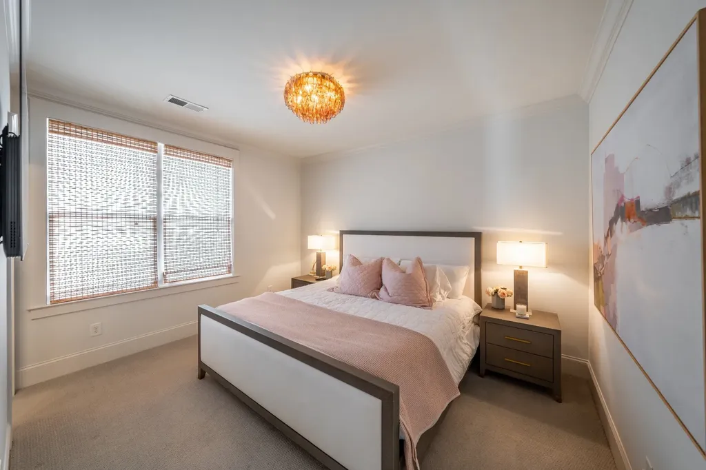 1915A Overhill Drive Nashville TN 37215