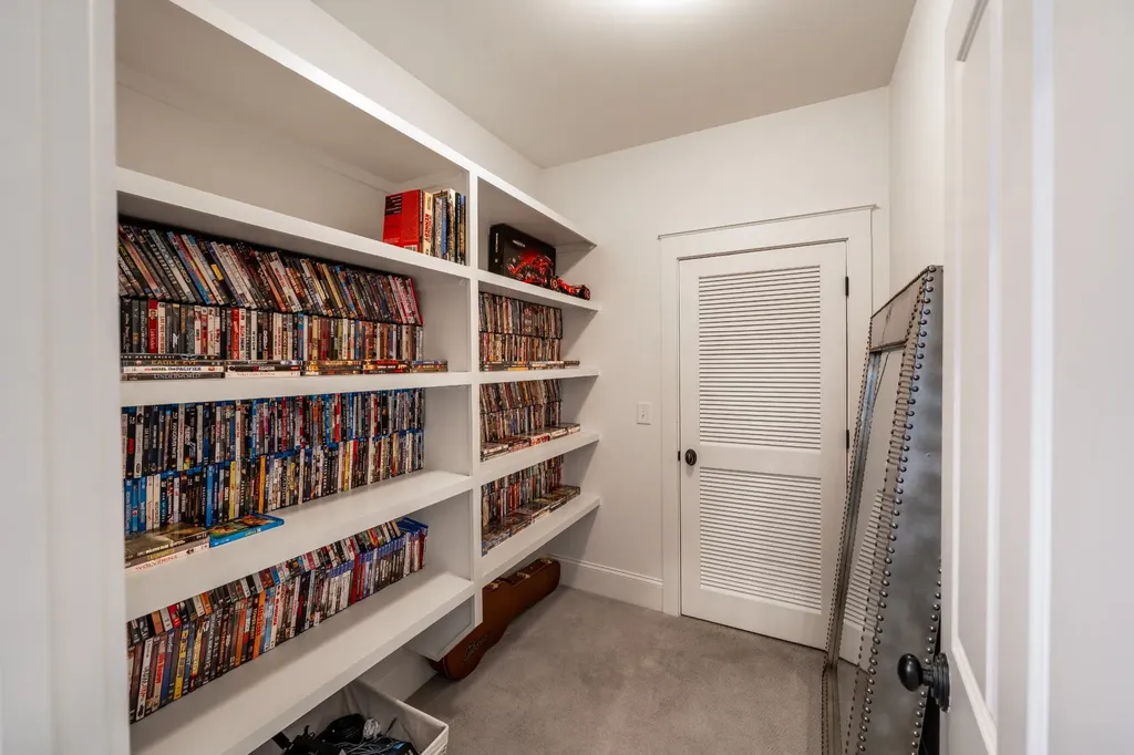 1915A Overhill Drive Nashville TN 37215