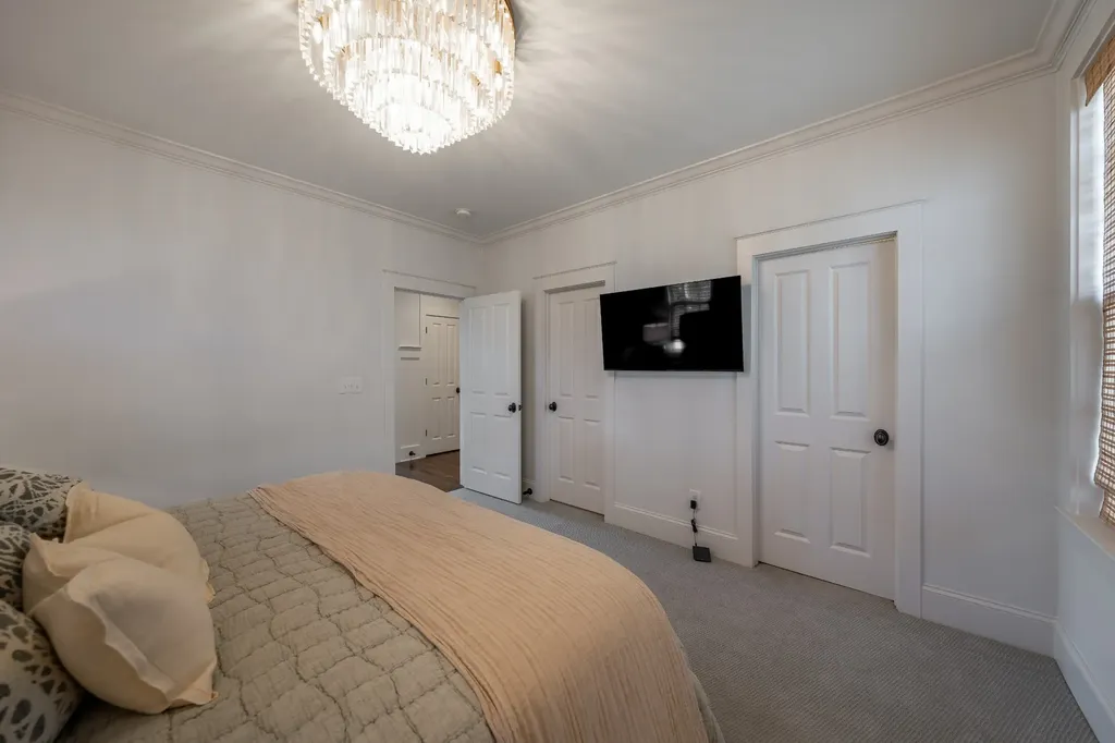 1915A Overhill Drive Nashville TN 37215