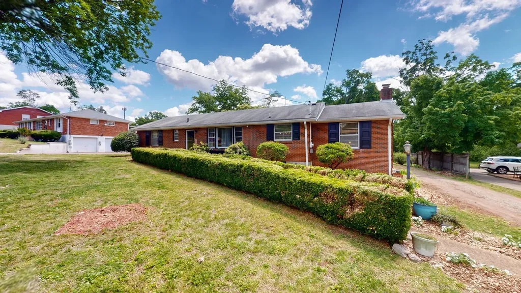 1145 Cherbron Drive Nashville TN 37207