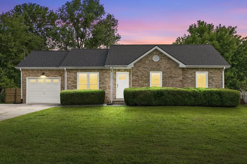 227 Short Street Clarksville TN 37042