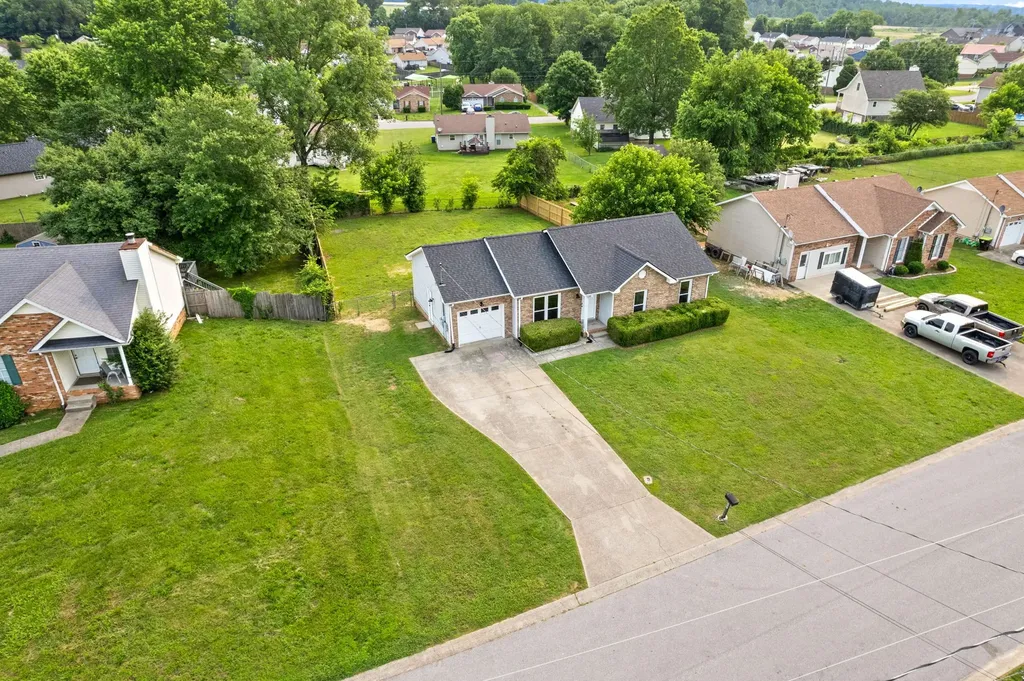 227 Short Street Clarksville TN 37042