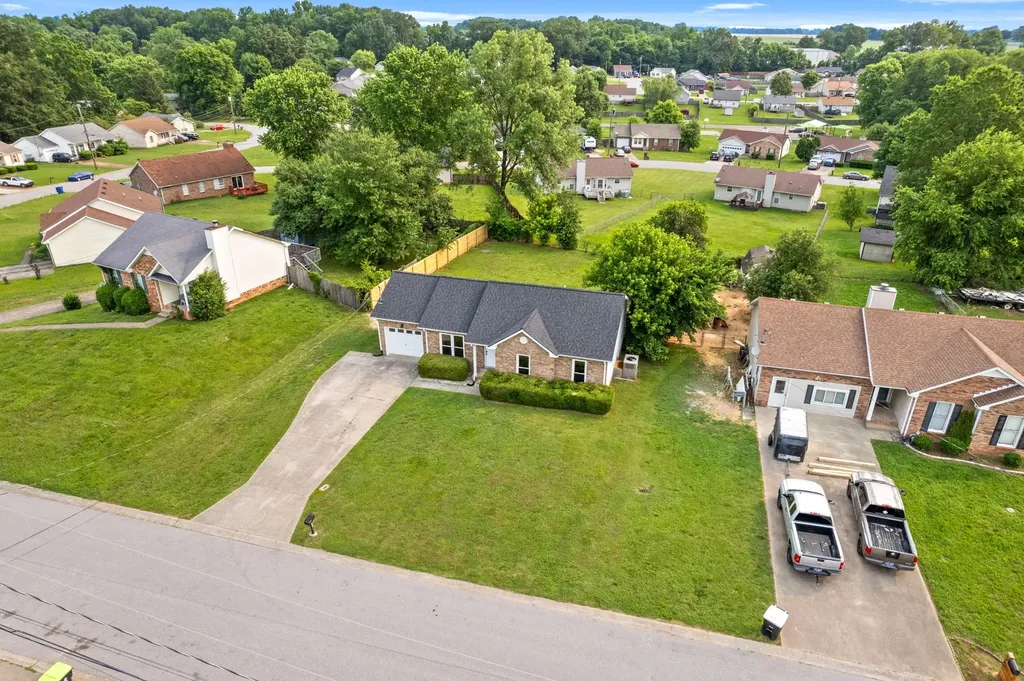 227 Short Street Clarksville TN 37042