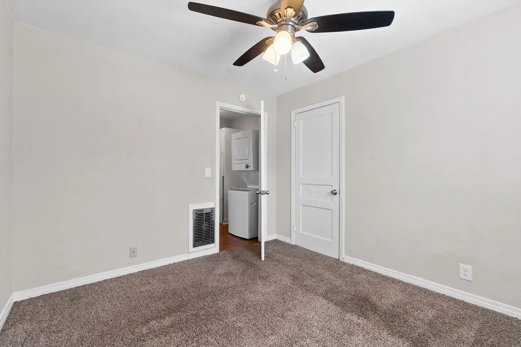 42 Maple Street Clarksville TN 37042
