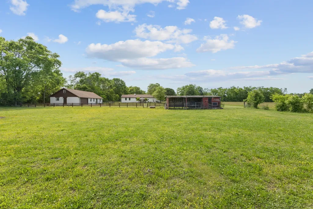 170 Upper Station Camp Crk Road Gallatin TN 37066