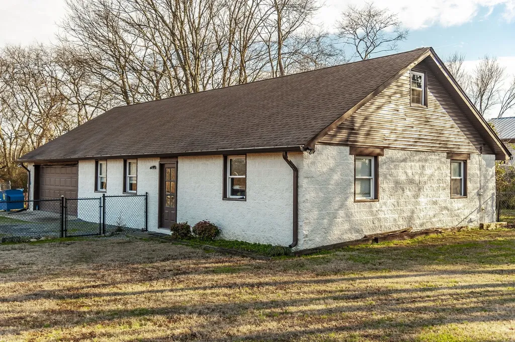 170 Upper Station Camp Crk Road Gallatin TN 37066