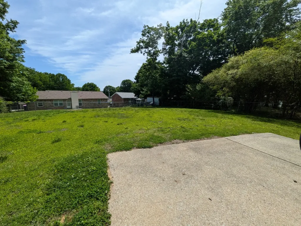 809 Margret Drive Clarksville TN 37042
