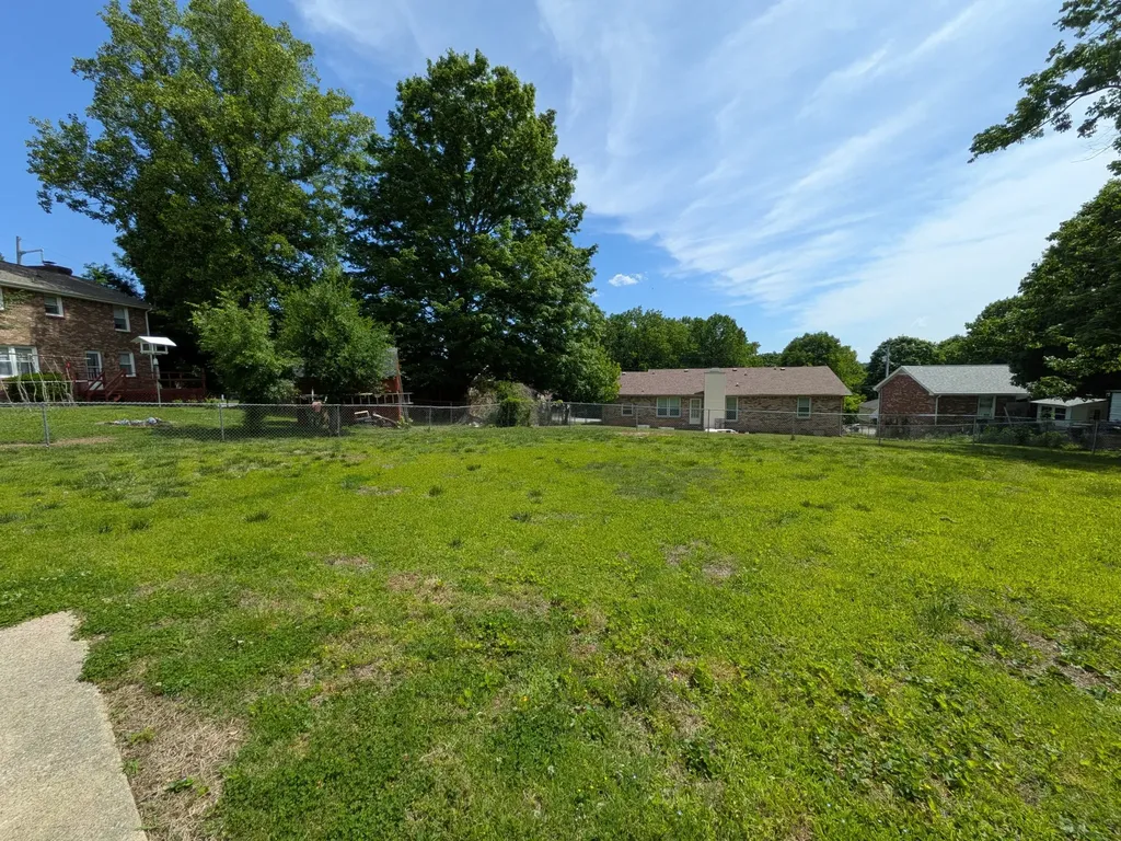809 Margret Drive Clarksville TN 37042