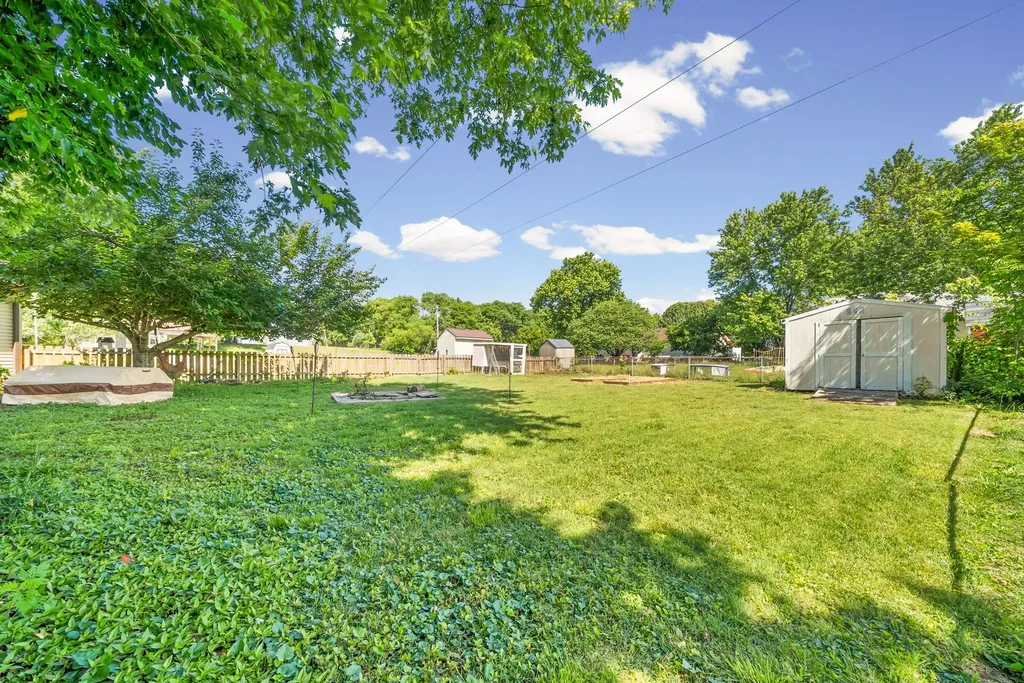1579 Barrett Drive Clarksville TN 37043