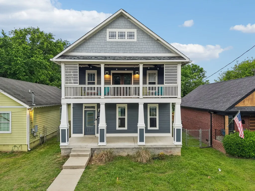 1613 14th Ave, N Nashville TN 37208