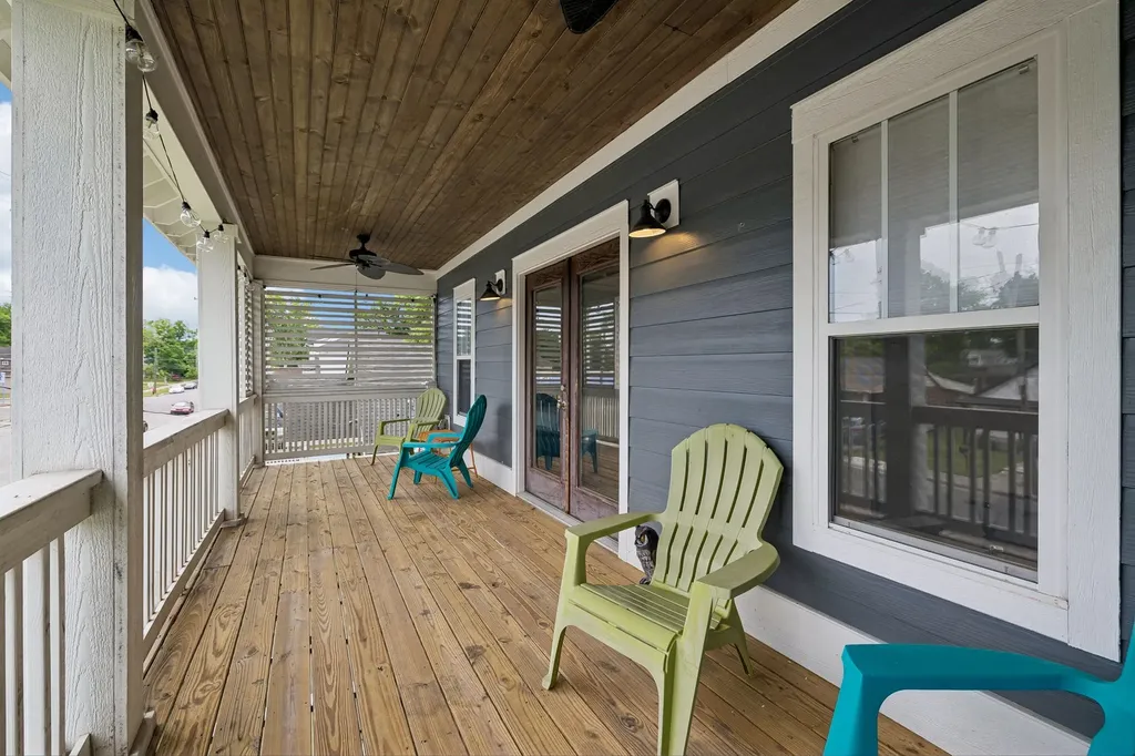 1613 14th Ave, N Nashville TN 37208