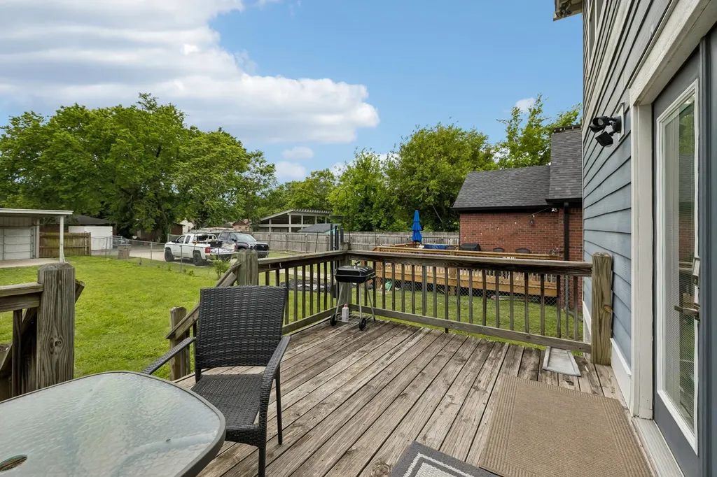 1613 14th Ave, N Nashville TN 37208