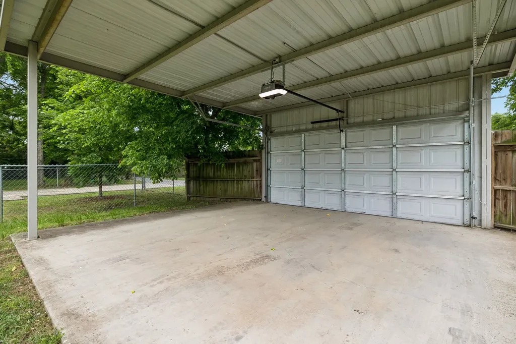 1613 14th Ave, N Nashville TN 37208