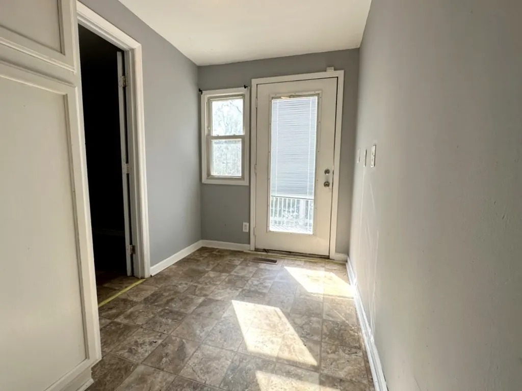 496 Louisiana Avenue Clarksville TN 37042