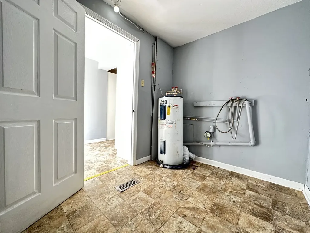 496 Louisiana Avenue Clarksville TN 37042