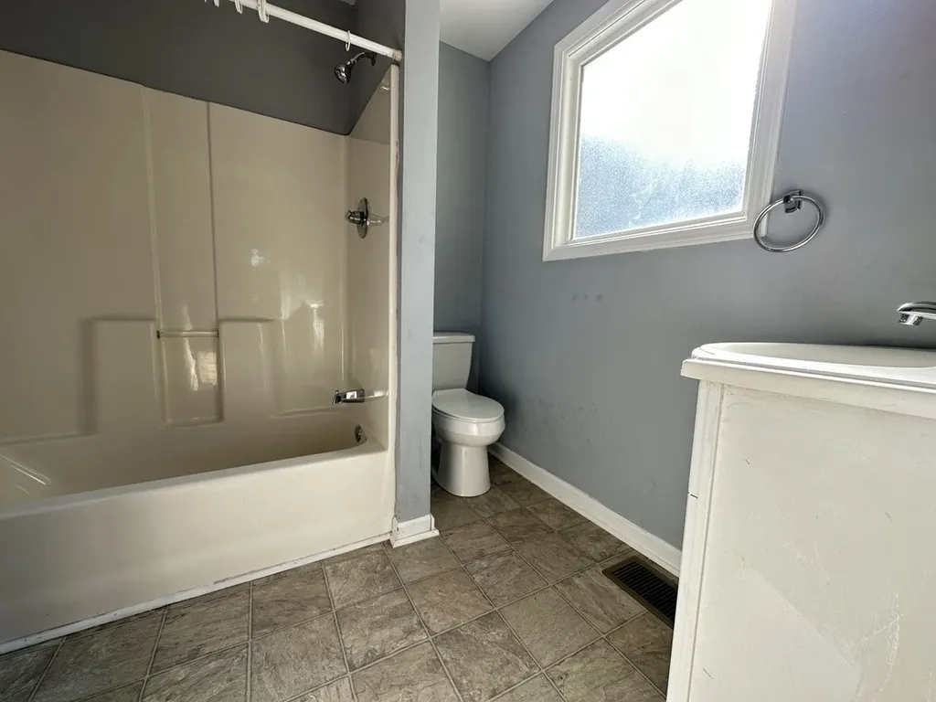 496 Louisiana Avenue Clarksville TN 37042