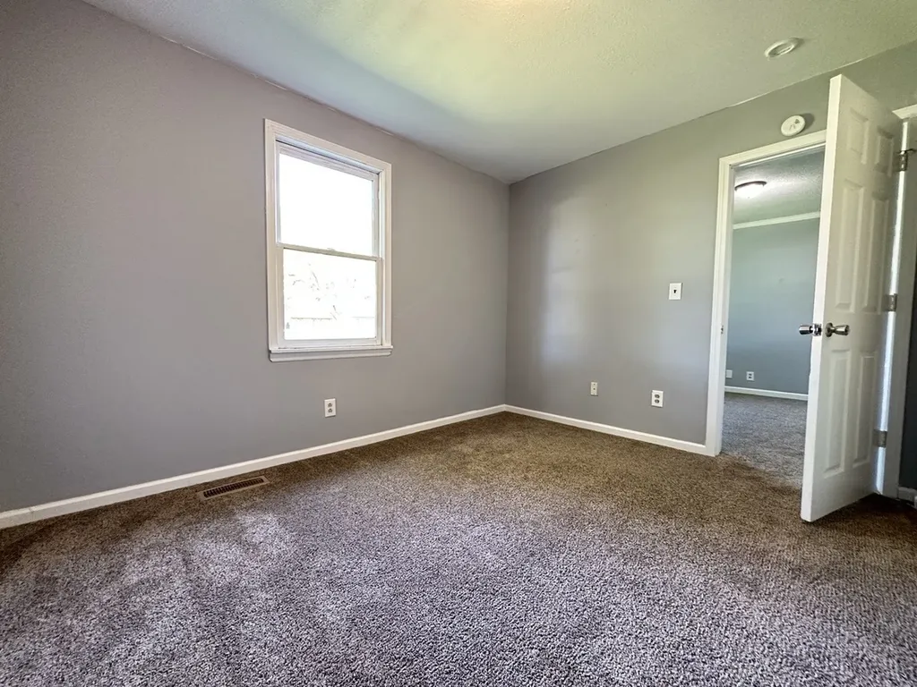 496 Louisiana Avenue Clarksville TN 37042