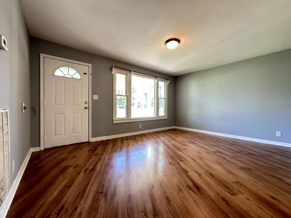 496 Louisiana Avenue Clarksville TN 37042