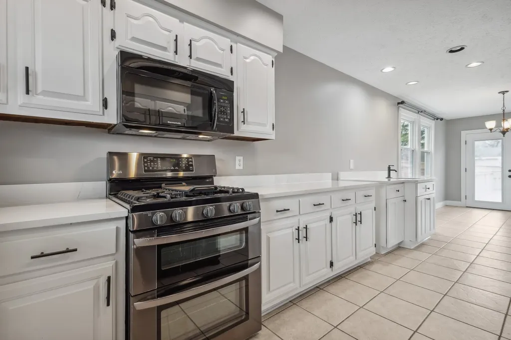 195 Cherokee Road Hendersonville TN 37075