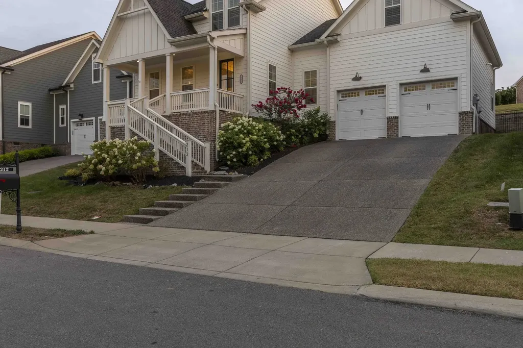 212 Rich Circle Franklin TN 37064