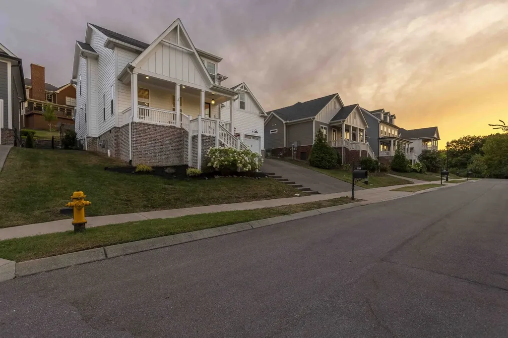 212 Rich Circle Franklin TN 37064