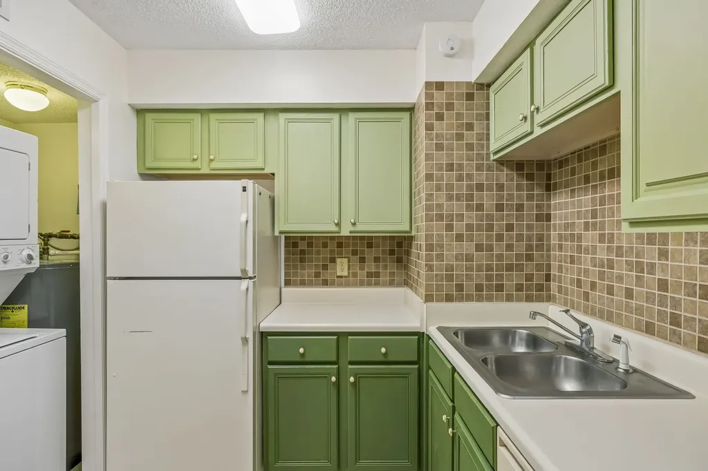2325 Elliston Place Nashville TN 37203