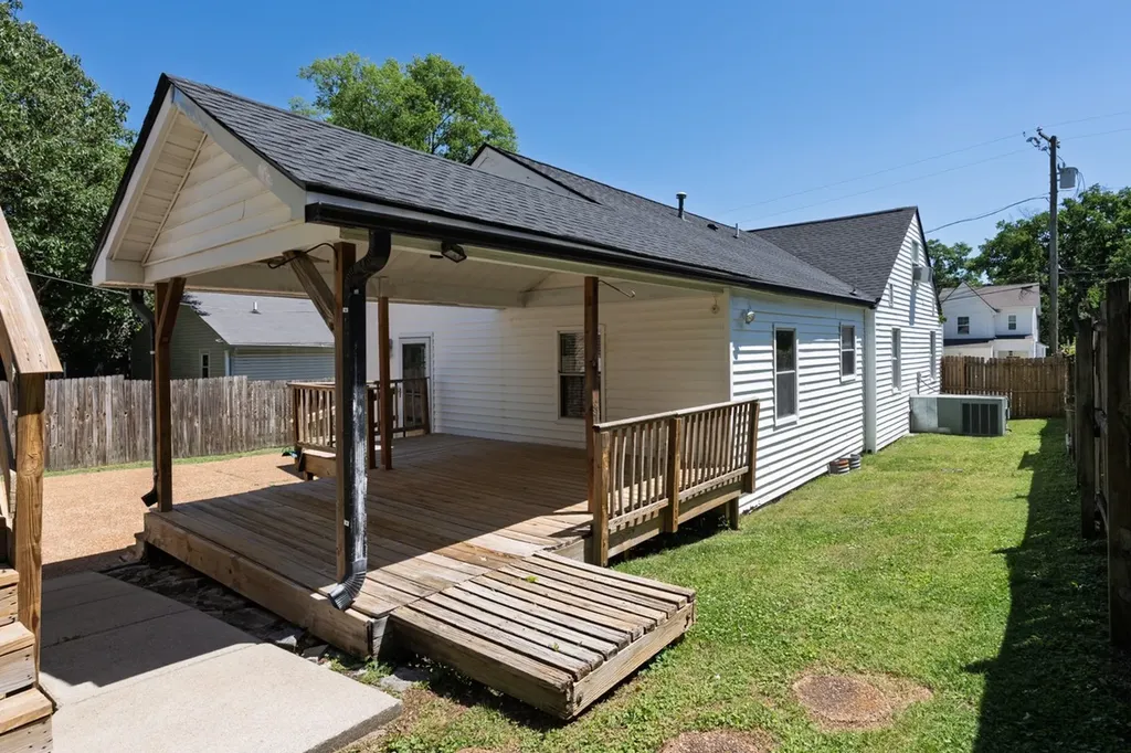 2133 Rosemary Lane Nashville TN 37210