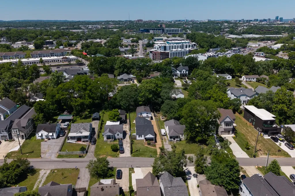 2133 Rosemary Lane Nashville TN 37210